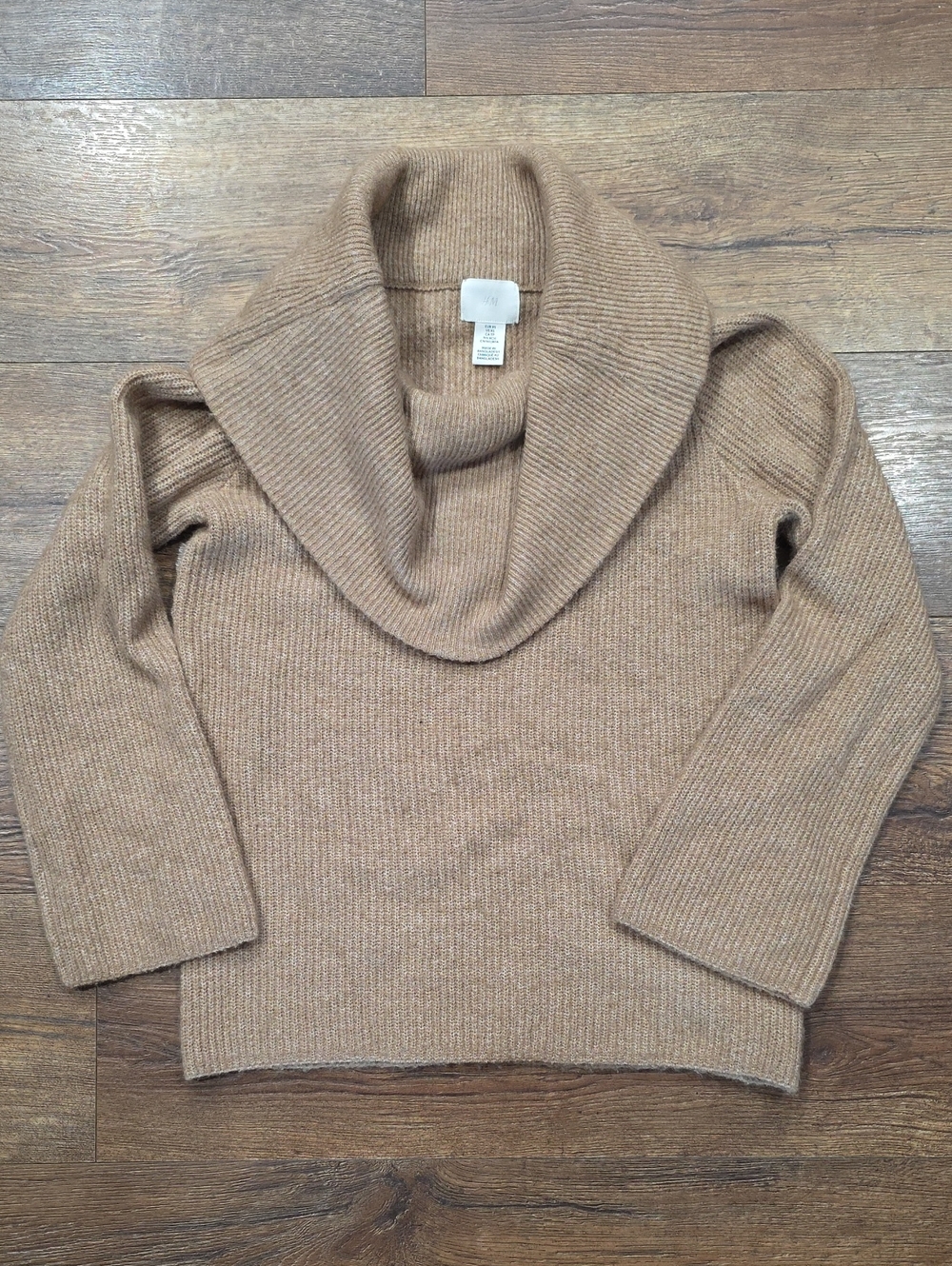 H&M Ribbed Knit Funnel-neck Sweater